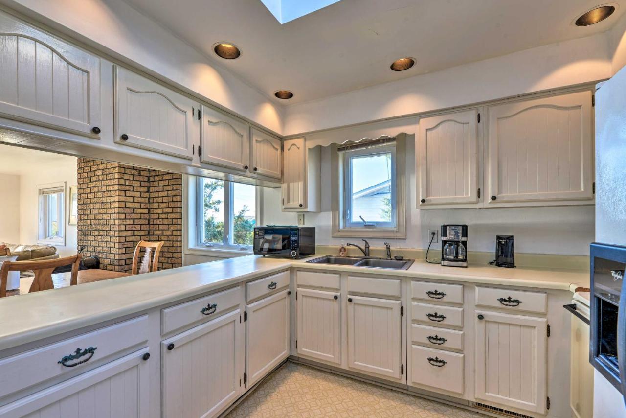 West Of The Moon Ocean Apt With Beach Access! Emerald Isle Εξωτερικό φωτογραφία